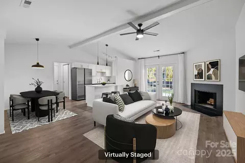 9036 Trailhead Ct, Charlotte, NC 28227