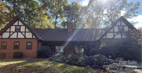 407 Overlook 2 Dr #2, Burnsville, NC 28714