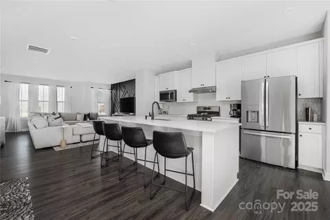 616 Crudent Rd, Tega Cay, SC 29708 photo 2