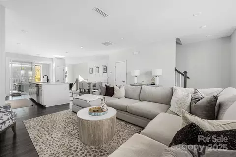 616 Crudent Rd, Tega Cay, SC 29708 photo 4