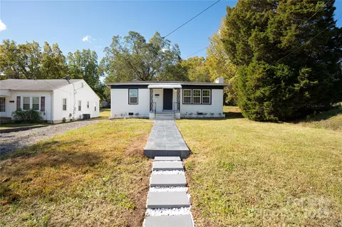 1017 W Fisher St, Salisbury, NC 28144