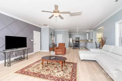 Living - 2814 Eagle View Ln, Monroe, NC 28110 photo 3 of 6