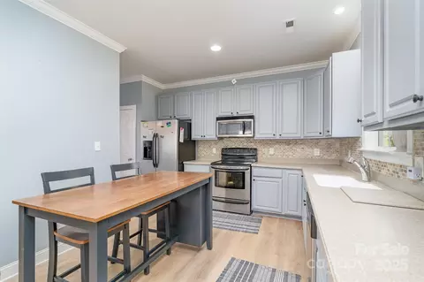 Kitchen - 2814 Eagle View Ln, Monroe, NC 28110 photo 2 of 2