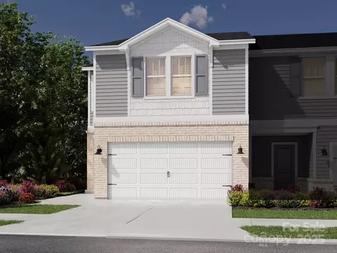 8025 Hidden Springs Trl, Charlotte, NC 28216