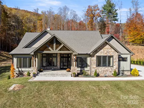 10 Slate Dr, Candler, NC 28715