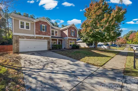 240 Loch Stone St, Fort Mill, SC 29715