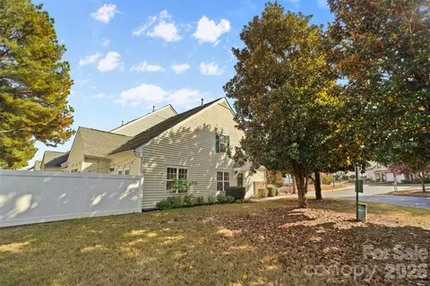 2296 Hanover Ct, Fort Mill, SC 29707