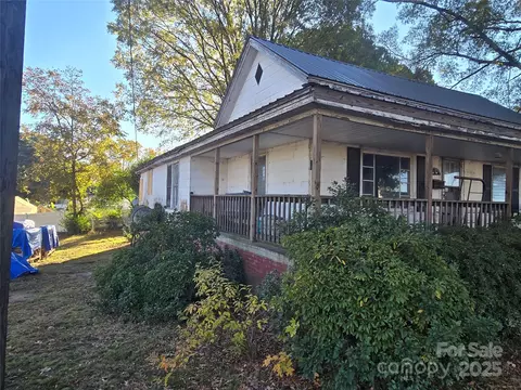 Exterior - 704 Sloop Ave, Kannapolis, NC 28083 photo 2 of 5