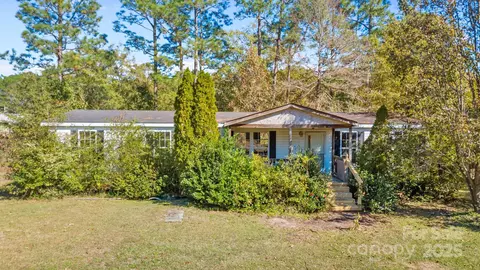 835 Chair Rd, New Bern, NC 28560