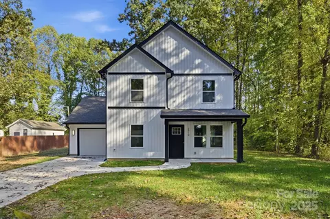 2310 Sunset Blvd, Charlotte, NC 28269