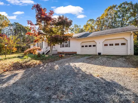 Exterior - 262 Daisy Ln, Bostic, NC 28018 photo 2 of 9