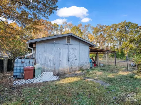 Exterior - 262 Daisy Ln, Bostic, NC 28018 photo 5 of 9