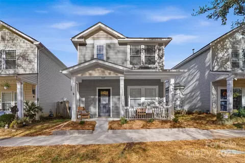 12323 Cross Meadow Rd, Huntersville, NC 28078