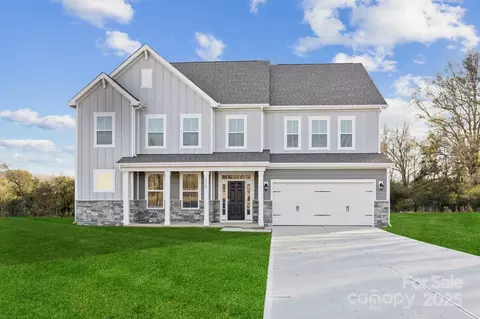 3512 Oasis Dr, Monroe, NC 28112
