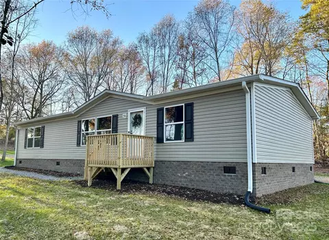 3336 Cliffside Rd, Mooresboro, NC 28114