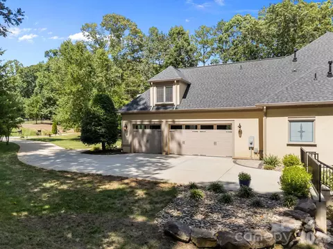 Exterior - 242 Anniston Way, Davidson, NC 28036 photo 2 of 13