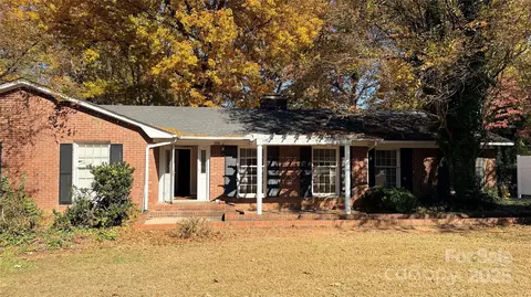 3116 Gardner Park Dr, Gastonia, NC 28054