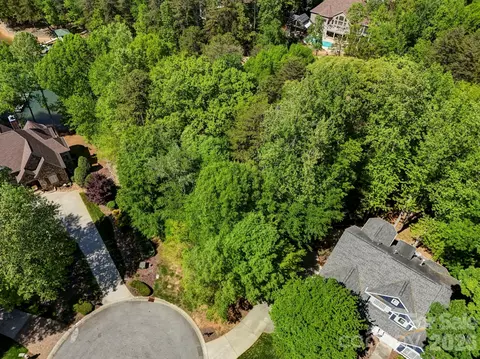 APT 19 Juniper Lane, Denver, NC 28037
