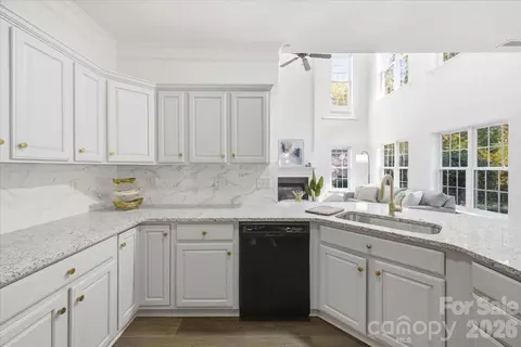 Kitchen - 7709 Sedgebrook E Dr E, Stanley, NC 28164 photo 2 of 5