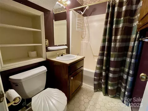 5232 Wolfe Rd, Hickory, NC 28601 photo 33