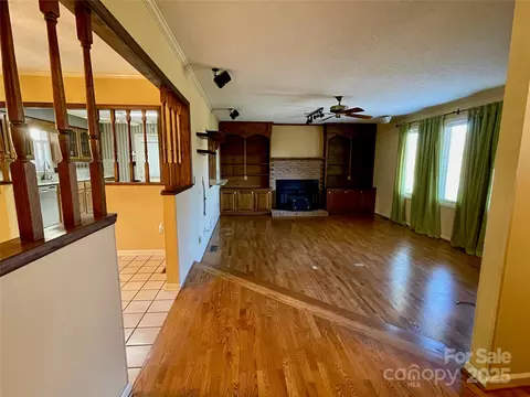 5232 Wolfe Rd, Hickory, NC 28601 photo 12