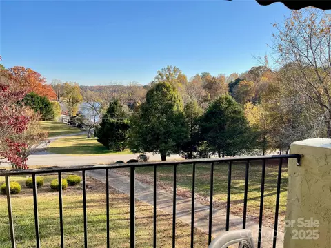 5232 Wolfe Rd, Hickory, NC 28601 photo 22