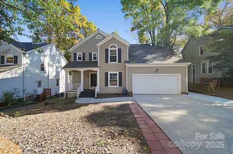 9219 Pebble Creek Way, Charlotte, NC 28269