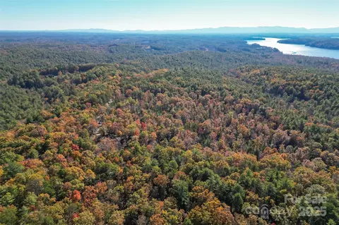 2575 Wolf Pit Rd, Morganton, NC 28655 photo 4