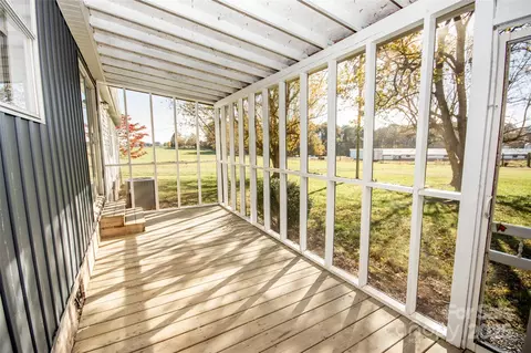 943 Tabor Rd, Olin, NC 28660 photo 30