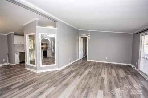 943 Tabor Rd, Olin, NC 28660 photo 6