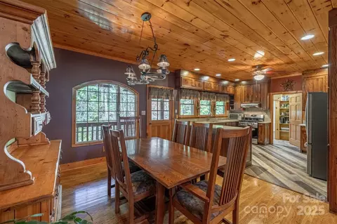 Dining - 4030 S View Blvd, Morganton, NC 28655 photo 1 of 2