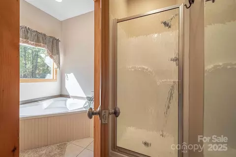 Bath - 4030 S View Blvd, Morganton, NC 28655 photo 3 of 4