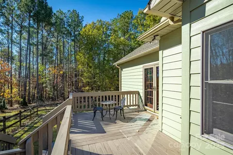 Exterior - 4030 S View Blvd, Morganton, NC 28655 photo 4 of 8