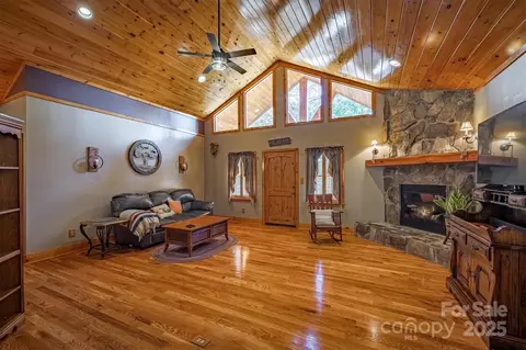 Living - 4030 S View Blvd, Morganton, NC 28655 photo 3 of 4