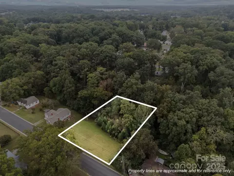 Kingsley Drive, Albemarle, NC 28001