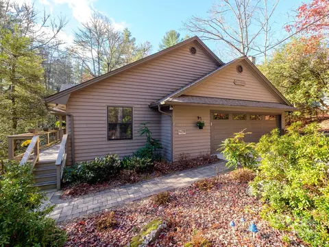 1155 Soquili Dr, Brevard, NC 28712