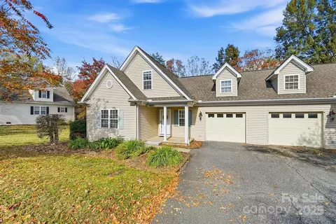 3830 16th Ne A St NE #A, Hickory, NC 28601