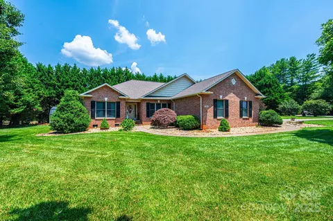 1784 New Star Dr, Newton, NC 28658