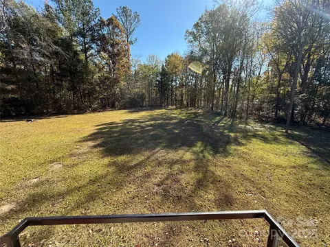 Exterior - 1154 Stringfellow Rd, Chester, SC 29706 photo 4 of 4