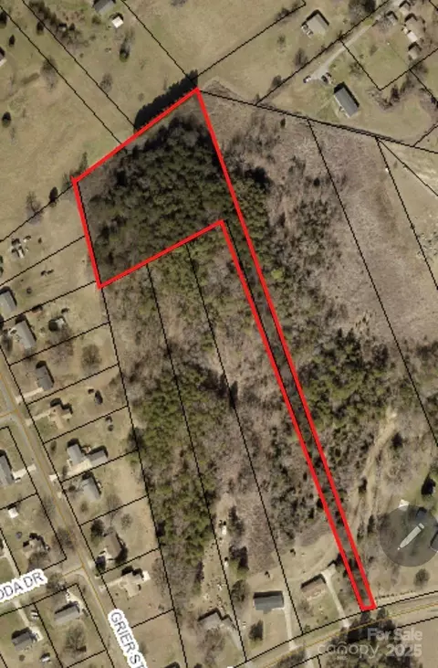213 Mullinax Dr, Grover, NC 28073