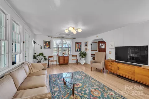 Living - 35 Wilcox Rd, Tryon, NC 28782 photo 1 of 2