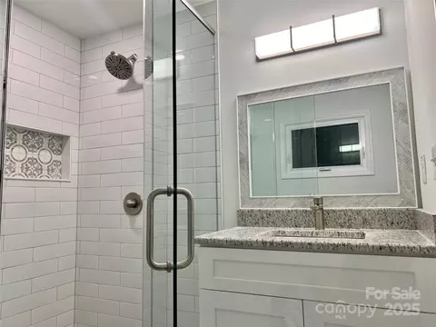 837 Willow Pl, High Point, NC 27260