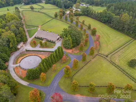 Mapleton Lane, Columbus, NC 28722 photo 25