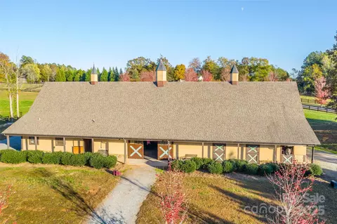 Mapleton Lane, Columbus, NC 28722 photo 19