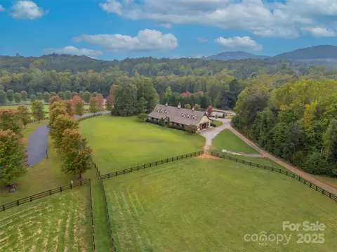 Mapleton Lane, Columbus, NC 28722 photo 32