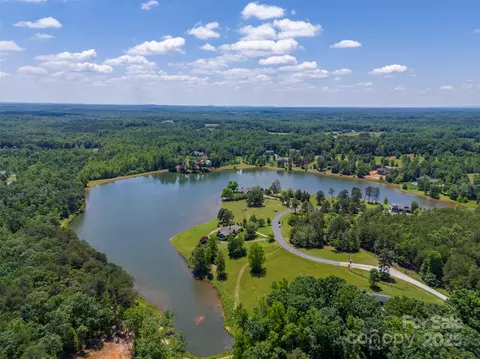 Mapleton Lane, Columbus, NC 28722 photo 4