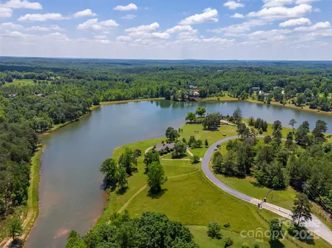Mapleton Lane, Columbus, NC 28722 photo 2