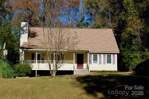 4642 Country Oaks Dr, Rock Hill, SC 29732