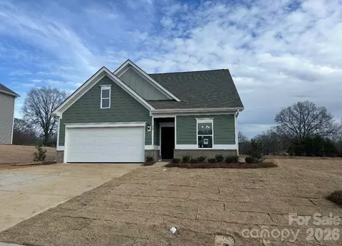24 Wendall Ln, Concord, NC 28025