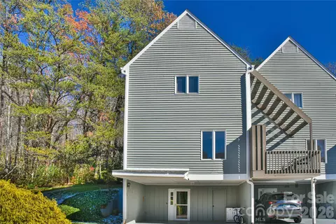 1 Lynx C-1 Dr #C-1, Black Mountain, NC 28711